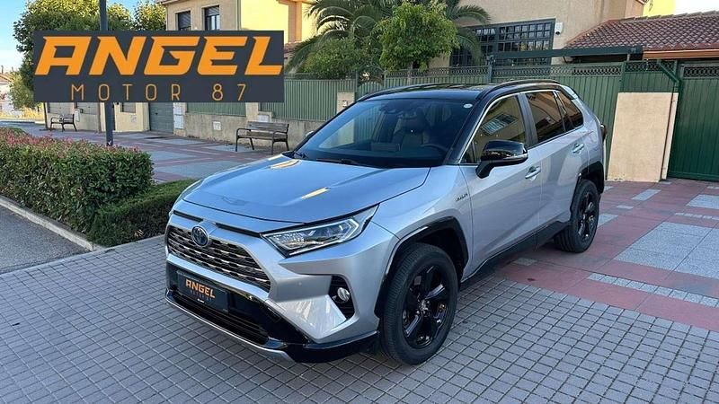 Plateado Usado 2019 Toyota RAV4 Hybrid SUV | 32.490 € (Caro) - Imagen 1/4