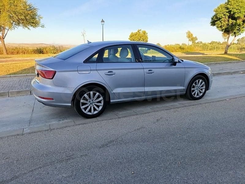 Käytetty Audi A3 150 HP (110 kW) 2015 Harmaa Sedan