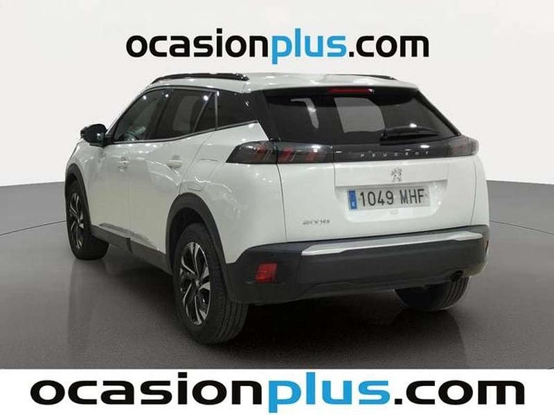 Usado Peugeot 2008 Allure 101 CV (74 kW) 2023 Blanco SUV