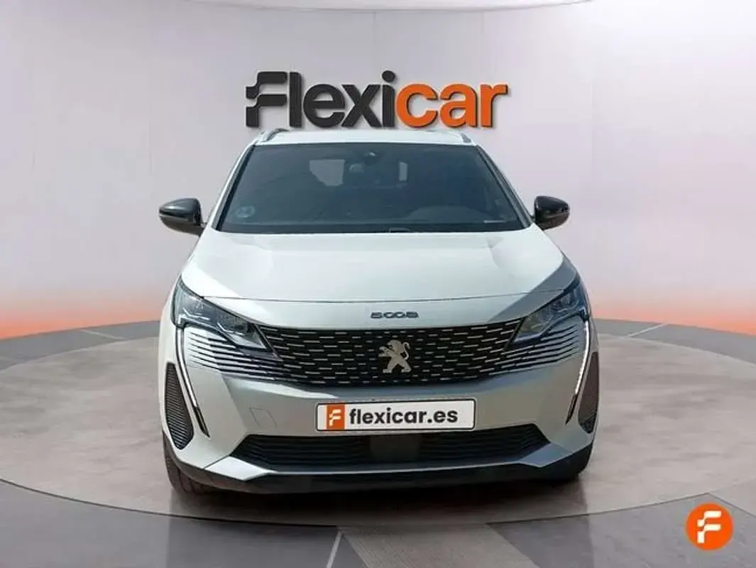 Usado Peugeot 5008 Allure 131 CV (96 kW) 2023 Blanco SUV