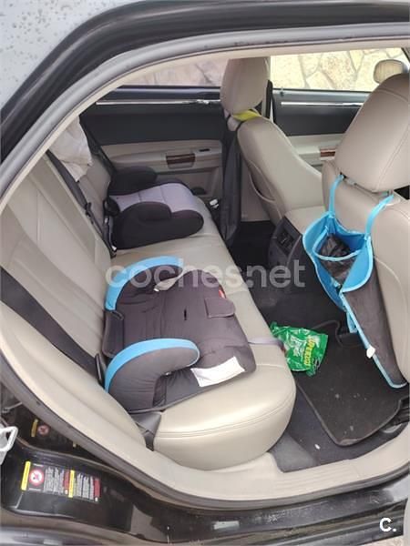 Usado Chrysler 300C 218 CV (160 kW) 2006 Negro Berlina