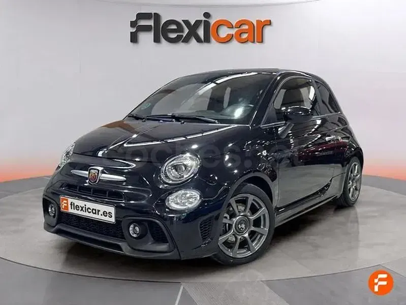 Usado Abarth 595 165 CV (121 kW) 2022 Negro Utilitario