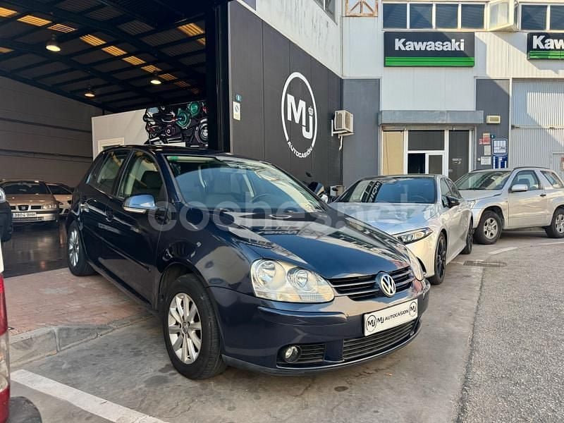 Negro Usado 2007 VW Golf V Berlina | 4999 € (Precio justo) - Imagen 1/4