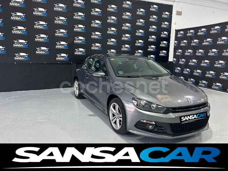 Gris / plata Usado 2013 VW Scirocco R-line Coupe | 11.999 € (Buen precio) - Imagen 1/4