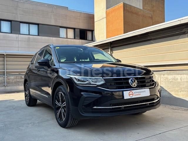 Negro Usado 2020 VW Tiguan Life SUV | 26.950 € (Precio justo) - Imagen 1/4