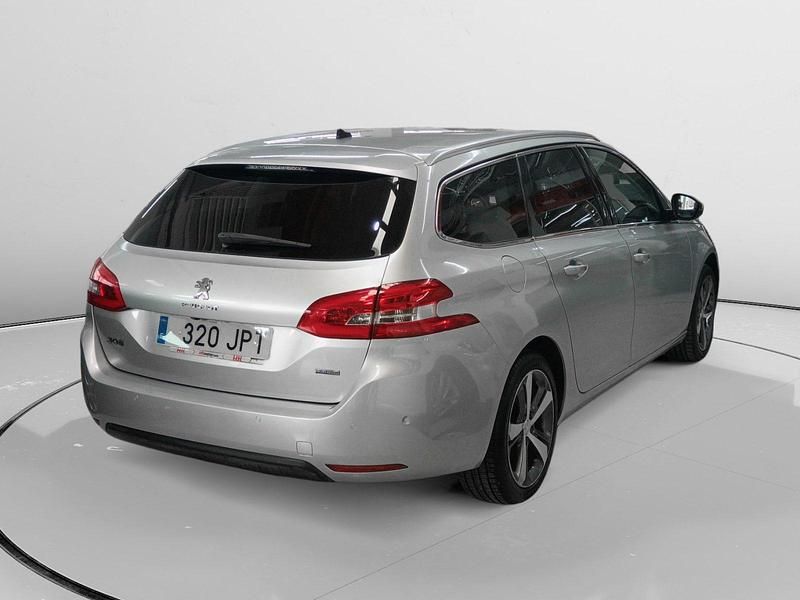 Usado Peugeot 308 Allure 132 CV (97 kW) 2016 Gris Familiar