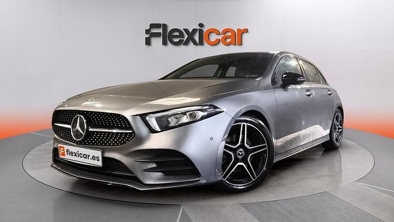Usado Mercedes A200 150 CV (110 kW) 2019 Gris Berlina