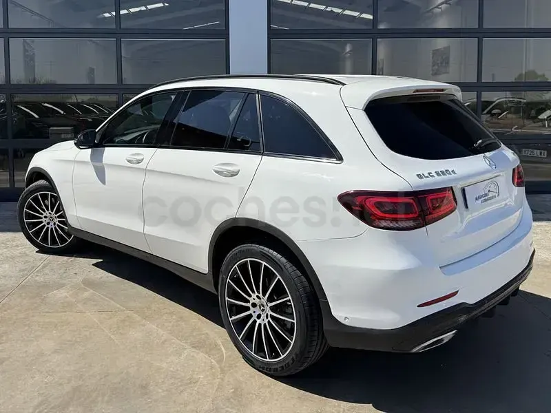Usado Mercedes GLC220 194 CV (142 kW) 2021 Blanco SUV