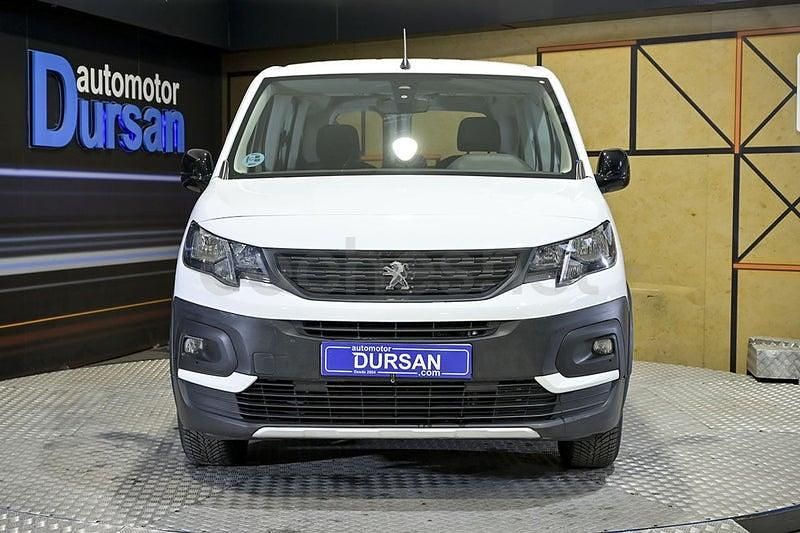 Usado Peugeot Rifter Active 100 CV (73 kW) 2022 Blanco Monovolumen