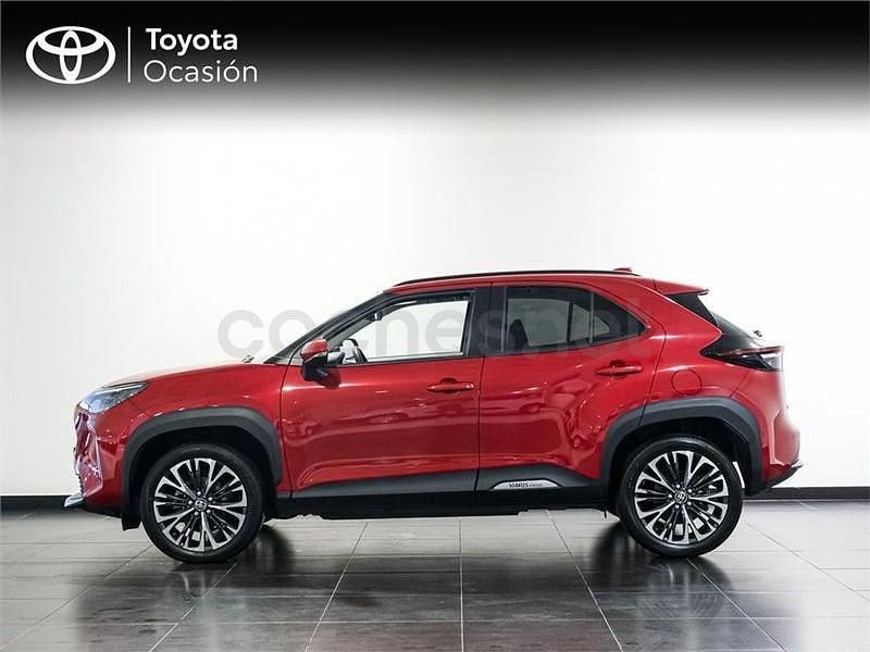 Usado Toyota Yaris Cross Style 130 CV (95 kW) 2024 Rojo SUV