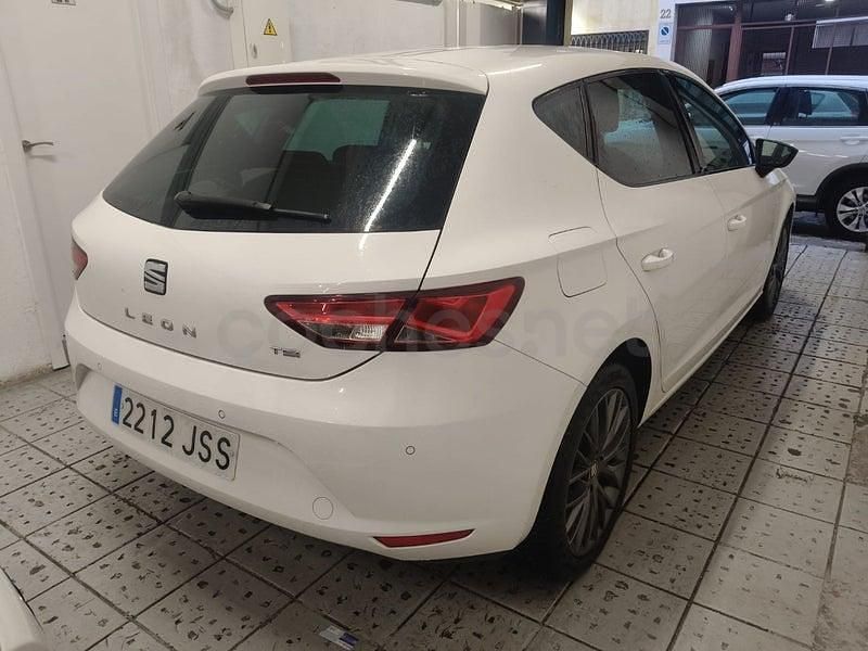 Usado Seat Leon CONNECT 110 CV (80 kW) 2015 Blanco Berlina