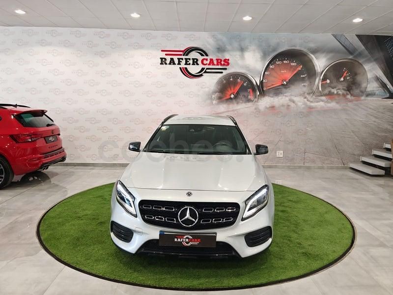 Usado Mercedes GLA200 136 CV (100 kW) 2018 Gris / plata SUV