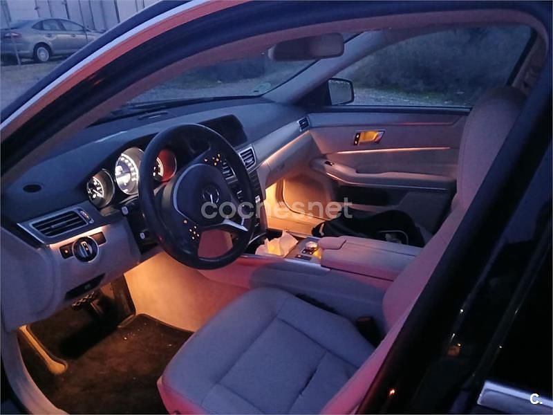 Usado Mercedes E220 Avantgarde 170 CV (125 kW) 2014 Negro Berlina