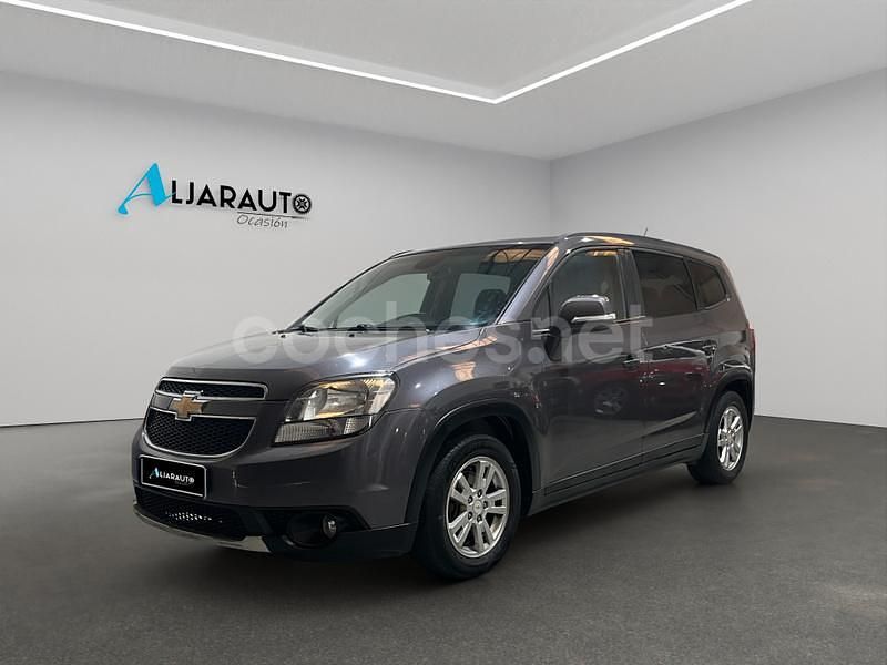 Gris / plata Usado 2013 Chevrolet Orlando LT Monovolumen | 8990 € (Precio justo) - Imagen 1/4