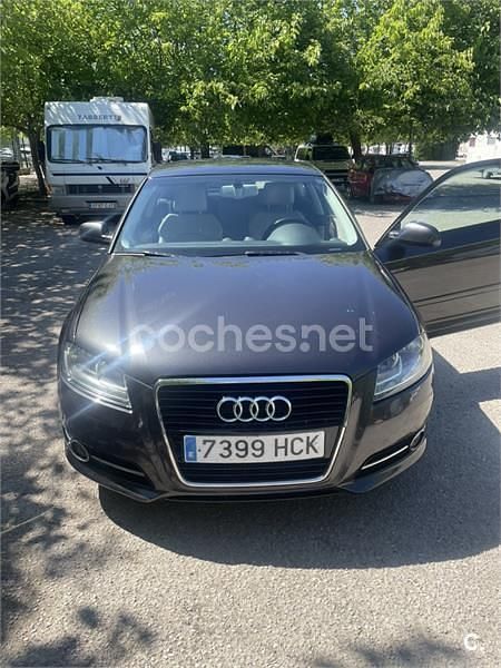 Gris / plata Usado 2011 Audi A3 Ambition Berlina | 9300 € (Precio justo) - Imagen 1/4