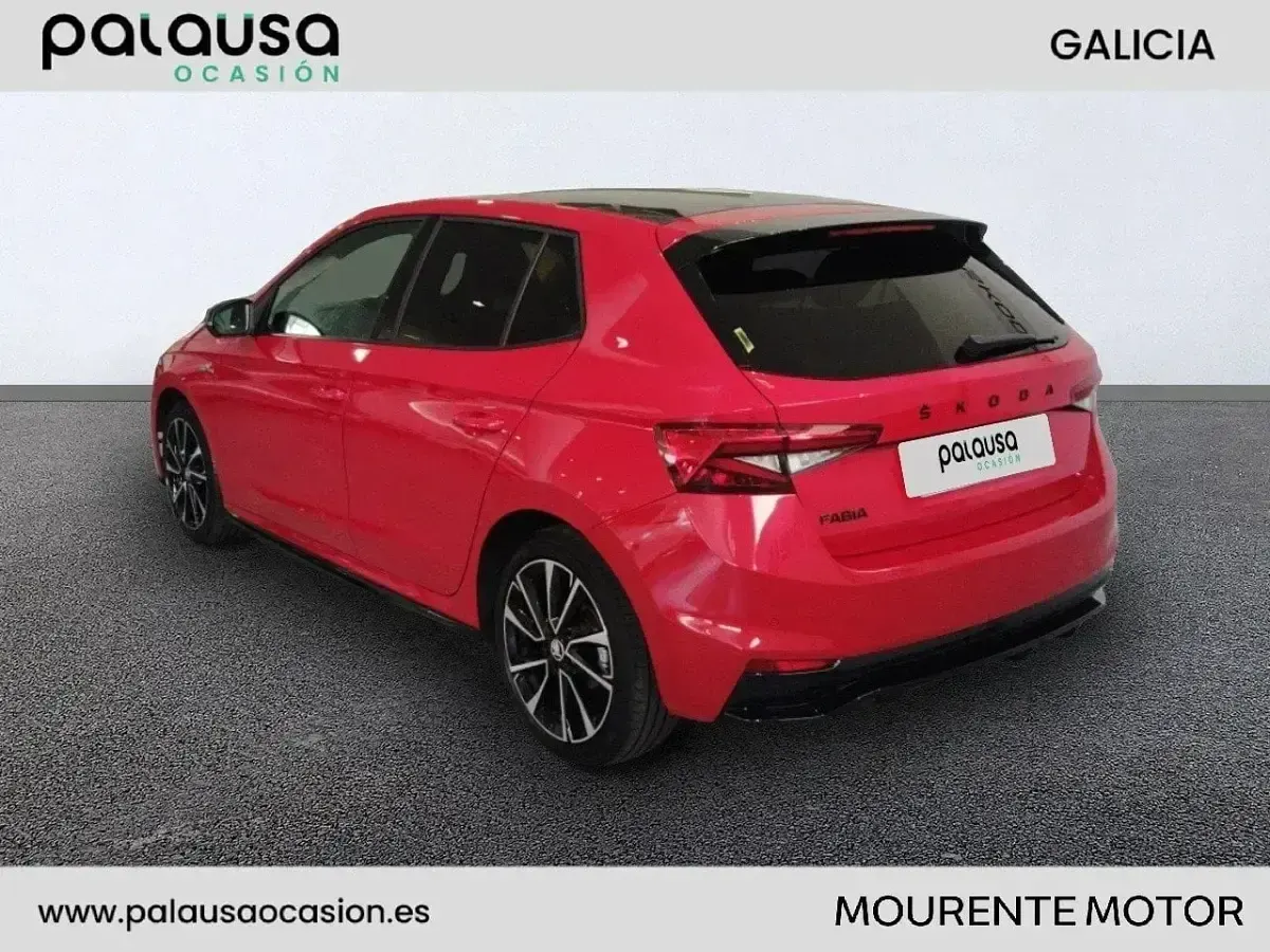 Usado Skoda 110 R Monte Carlo 110 CV (80 kW) 2023 Rojo Berlina