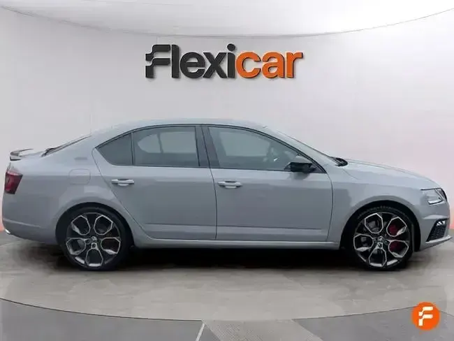 Usado Skoda Octavia RS 230 CV (169 kW) 2017 Gris Berlina