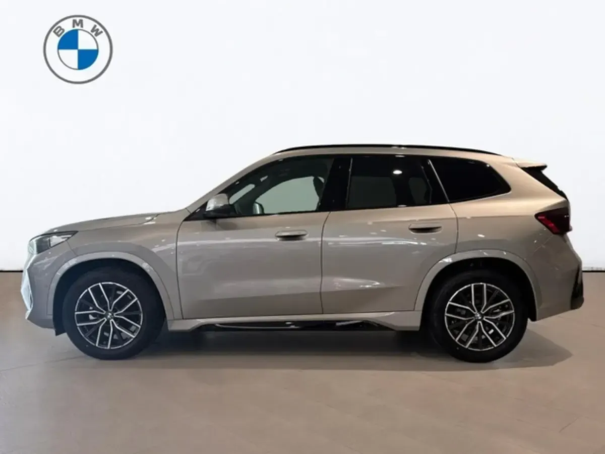 Nuevo BMW X1 Comfort Edition 163 CV (119 kW) 2026 Gris plata SUV