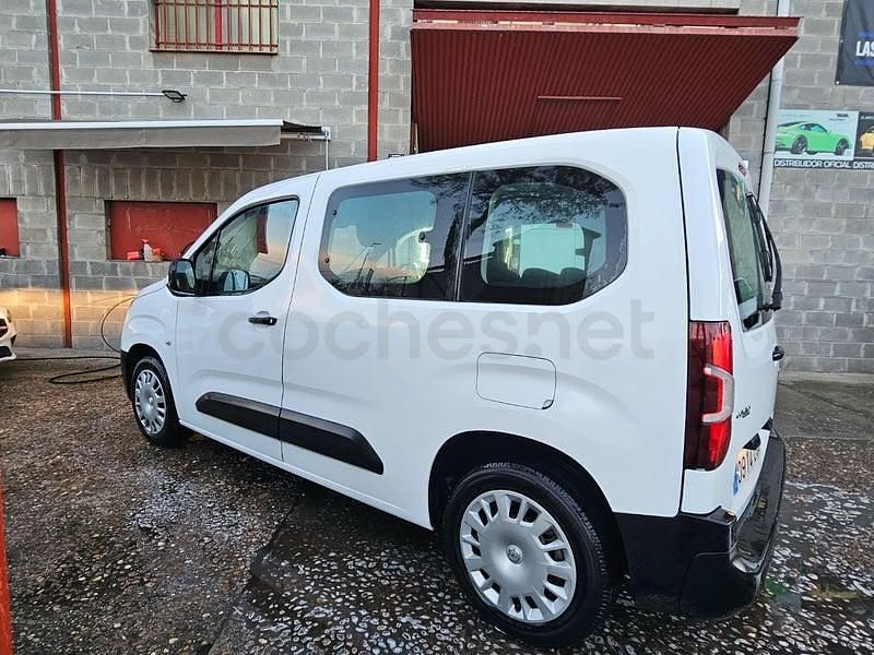 Usado Opel Combo Life Expression 100 HP (73 kW) 2019 Branco Monovolume