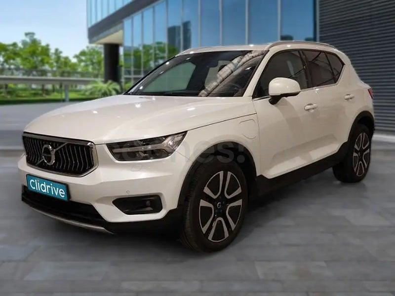 Usado Volvo XC40 Plus 262 CV (192 kW) 2022 Amarillo SUV