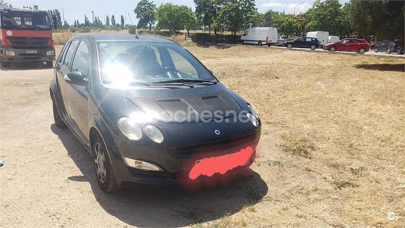 Negro Usado 2004 Smart ForFour Passion Berlina | 1200 € (Super precio) - Imagen 1/4