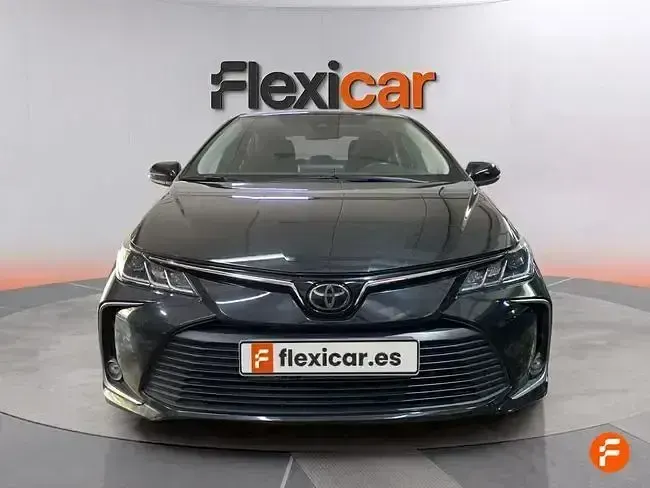 Usado Toyota Corolla Active 125 CV (91 kW) 2023 Negro Berlina