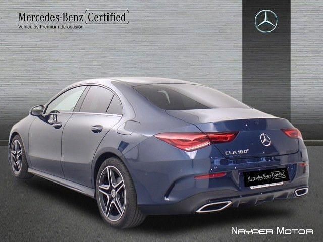 Usado Mercedes CLA180 136 CV (100 kW) 2023 Azul denim Berlina