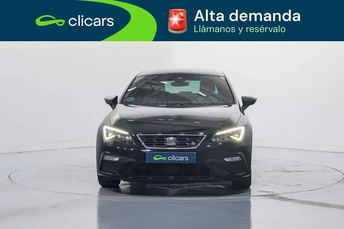 Usado Seat Leon FR 150 CV (110 kW) 2019 Negro Utilitario