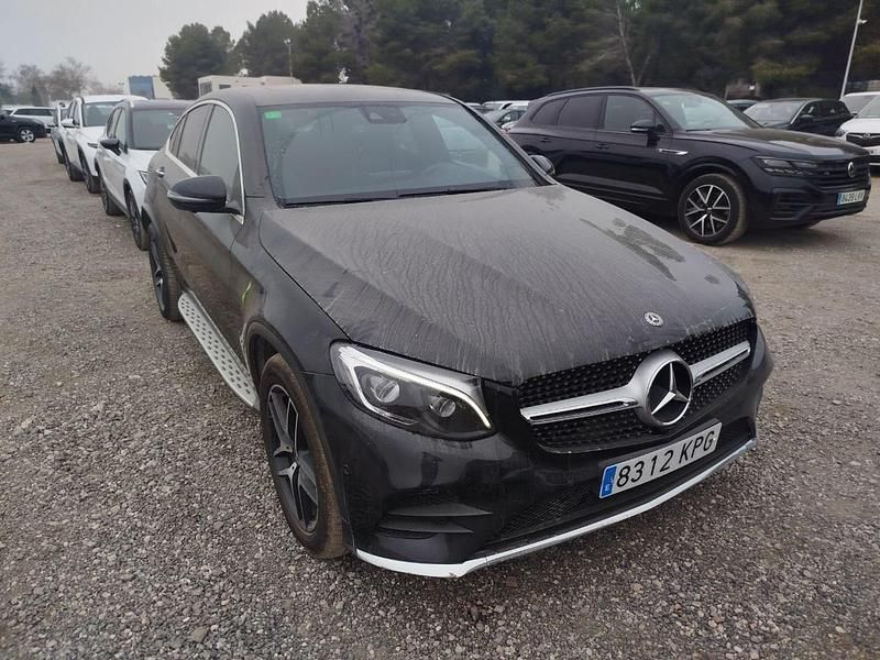 Usado Mercedes GLC220 170 CV (125 kW) 2018 Negro Coupe