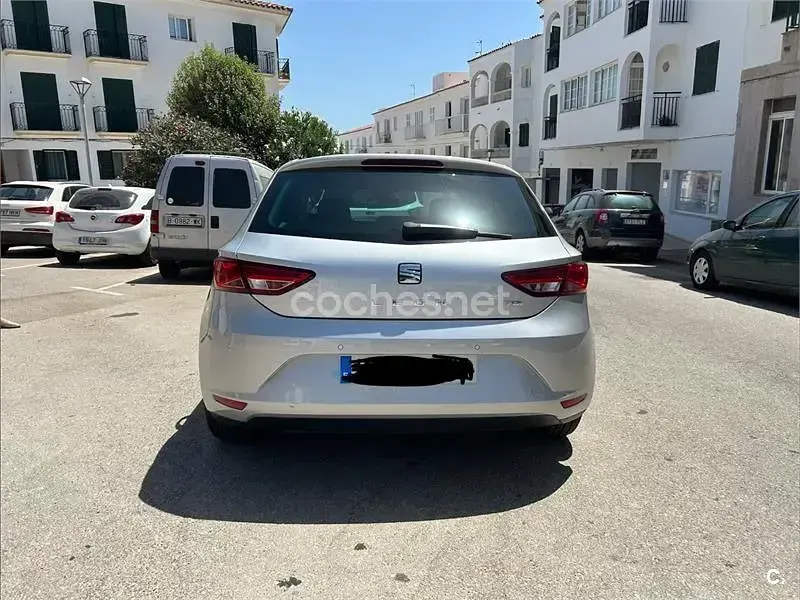 Usado Seat Leon I-Tech 105 CV (77 kW) 2014 Gris / plata Berlina