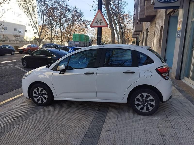 Usado Citroën C3 Live 68 CV (50 kW) 2015 Blanco Utilitario