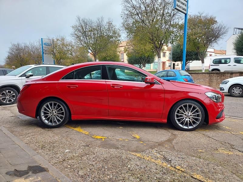 Usado Mercedes CLA220 177 CV (130 kW) 2018 Rojo Berlina