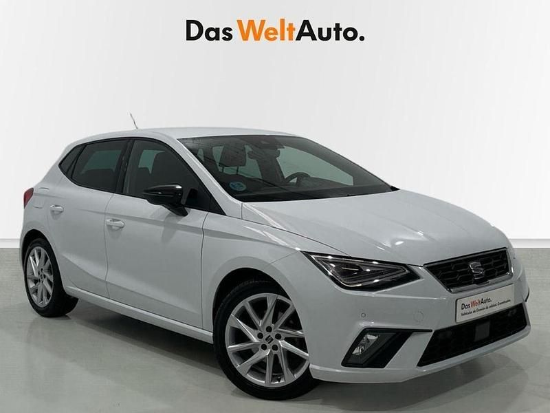 Blanco Usado 2024 Seat Ibiza FR Berlina | 22.490 € (Precio justo) - Imagen 1/4