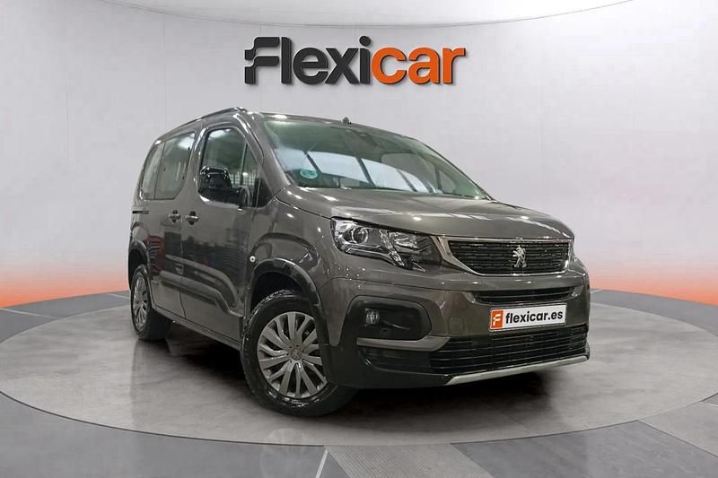 Gris Usado 2023 Peugeot Rifter GT Monovolumen | 18.490 € (Super precio) - Imagen 1/4