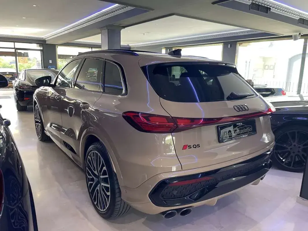Usado Audi SQ5 367 CV (269 kW) 2025 Marrón SUV
