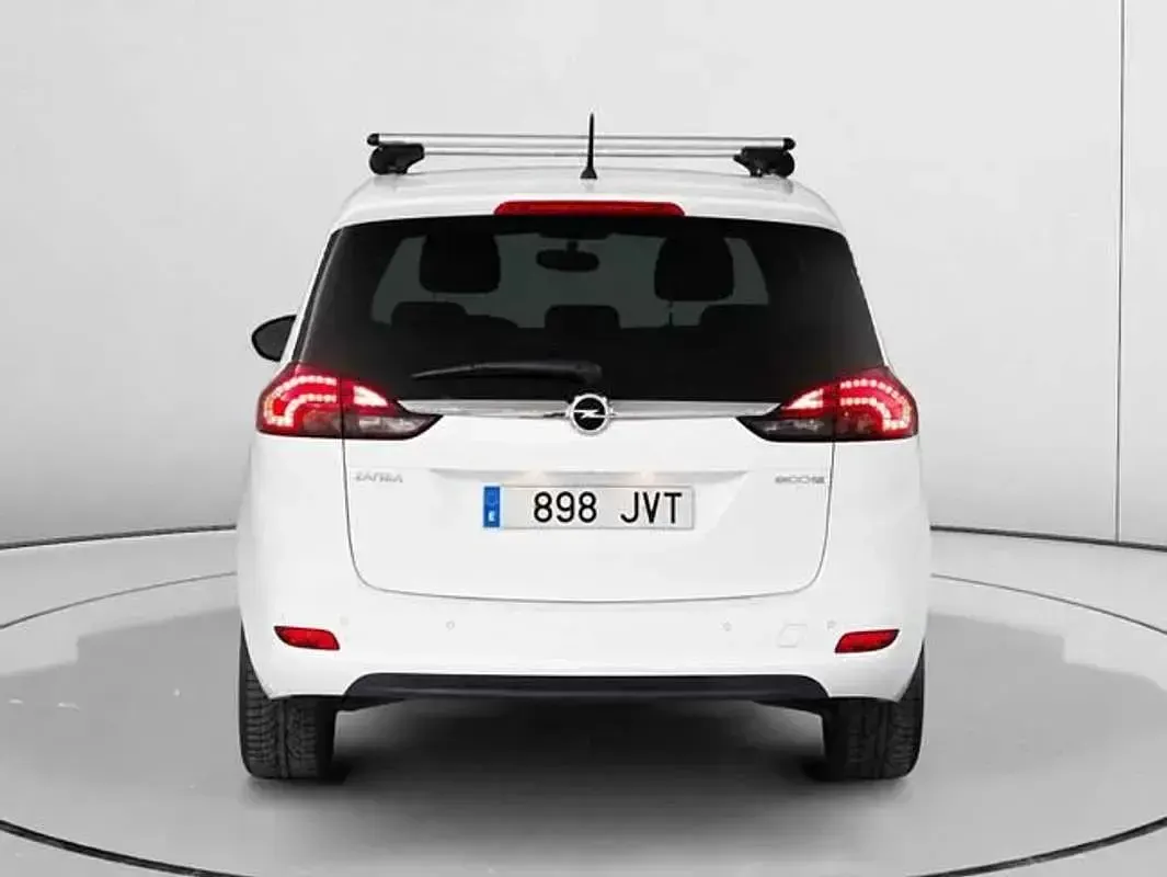 Usado Opel Zafira Selective 135 CV (99 kW) 2016 Blanco Monovolumen