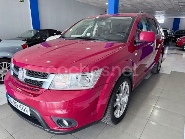 Rojo Usado 2012 Fiat Freemont Lounge SUV | 9990 € (Buen precio) - Imagen 1/4