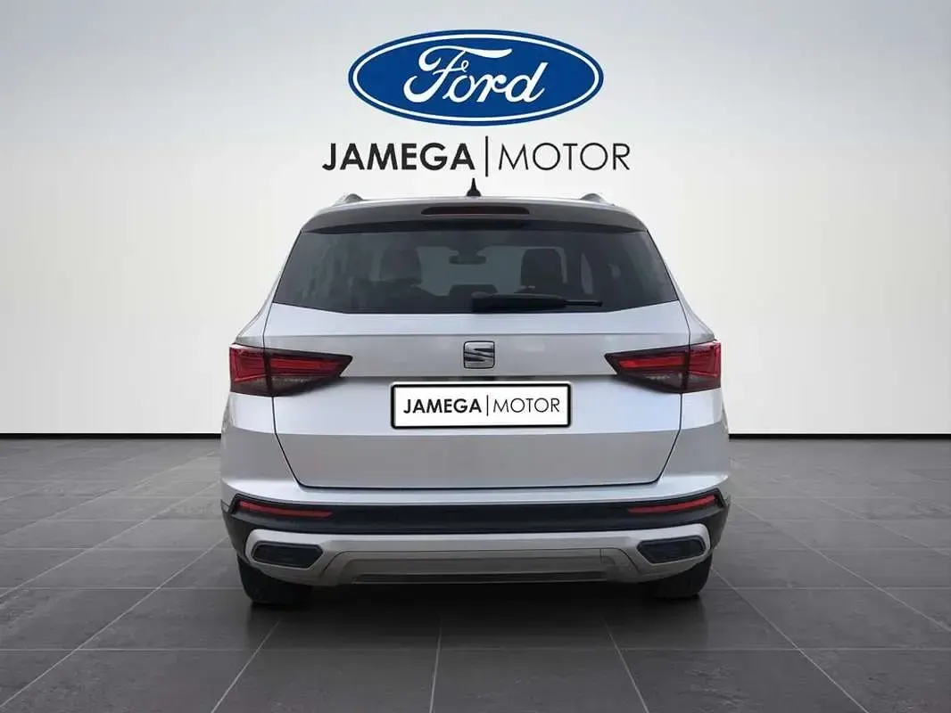 Usado Seat Ateca 150 CV (110 kW) 2022 Gris SUV