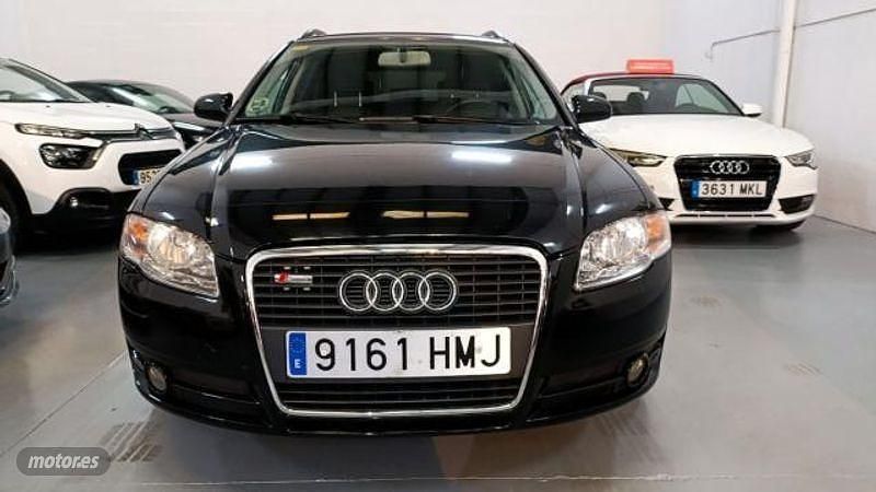 Usado Audi A4 140 CV (102 kW) 2006 Negro Familiar
