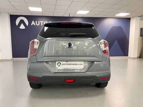 Usado SsangYong Tivoli Limited 163 CV (119 kW) 2019 Techno grey gris metalizado SUV