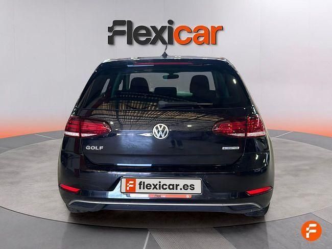 Usado VW Golf VII Advance 130 CV (95 kW) 2019 Negro