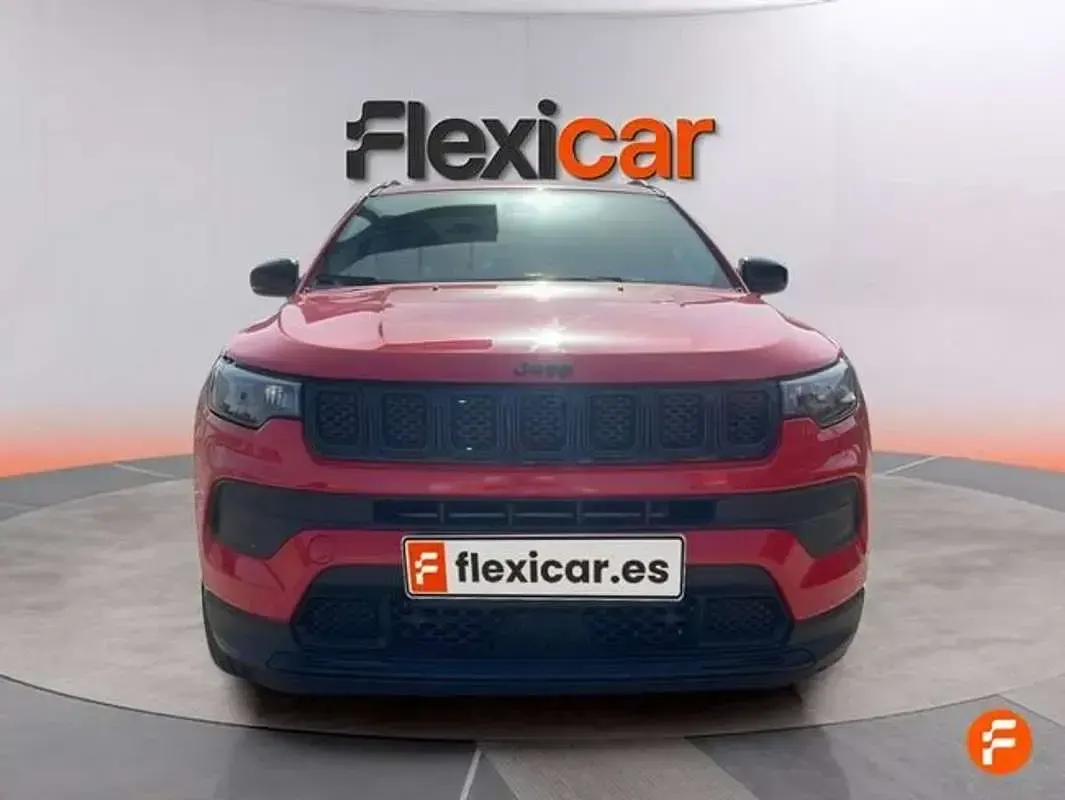 Usado Jeep Compass Night Eagle 131 CV (96 kW) 2022 Rojo SUV