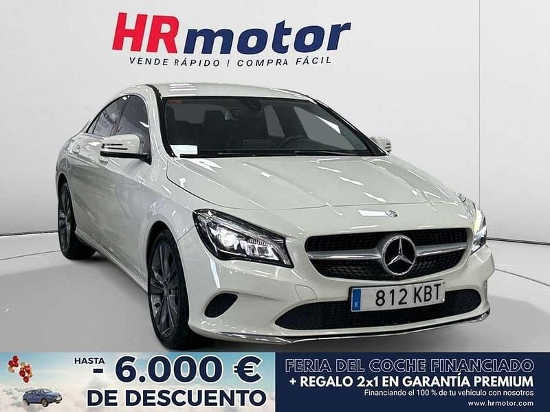 Blanco Usado 2017 Mercedes CLA220 Urban Berlina | 24.140 € (Precio justo) - Imagen 1/4