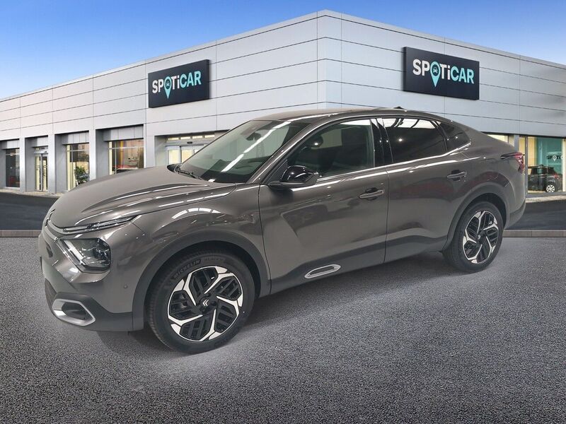 Gris Nuevo 2024 Citroën C4 PureTech Berlina | 19.990 € (Precio justo) - Imagen 1/4