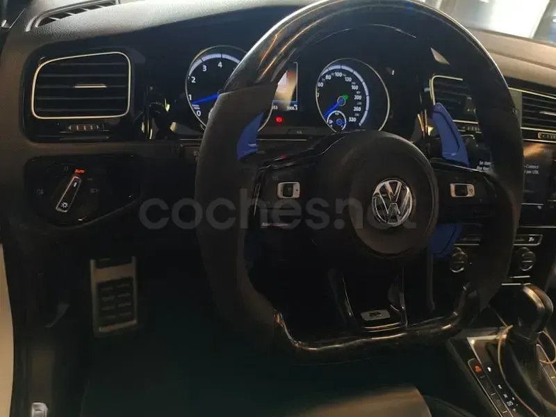 Usado VW Golf VII R 310 CV (228 kW) 2017 Gris / plata Berlina