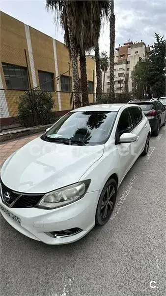 Usado Nissan Pulsar Acenta 110 HP (80 kW) 2015 Branco Citadino