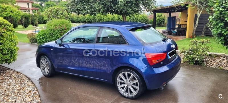 Azul Usado 2011 Audi A1 Ambition Utilitario | 9000 € (Precio justo) - Imagen 1/4
