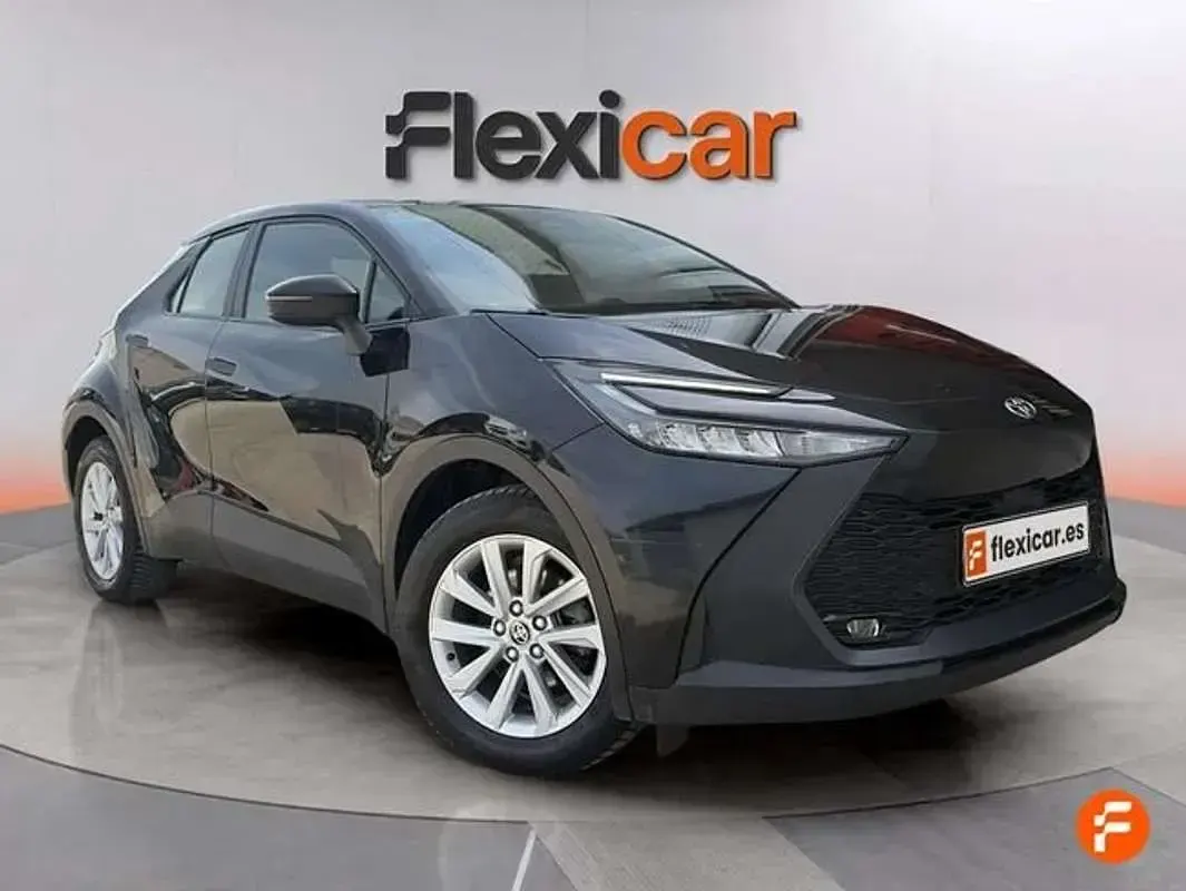 Usado Toyota C-HR Active 140 CV (102 kW) 2024 Negro SUV