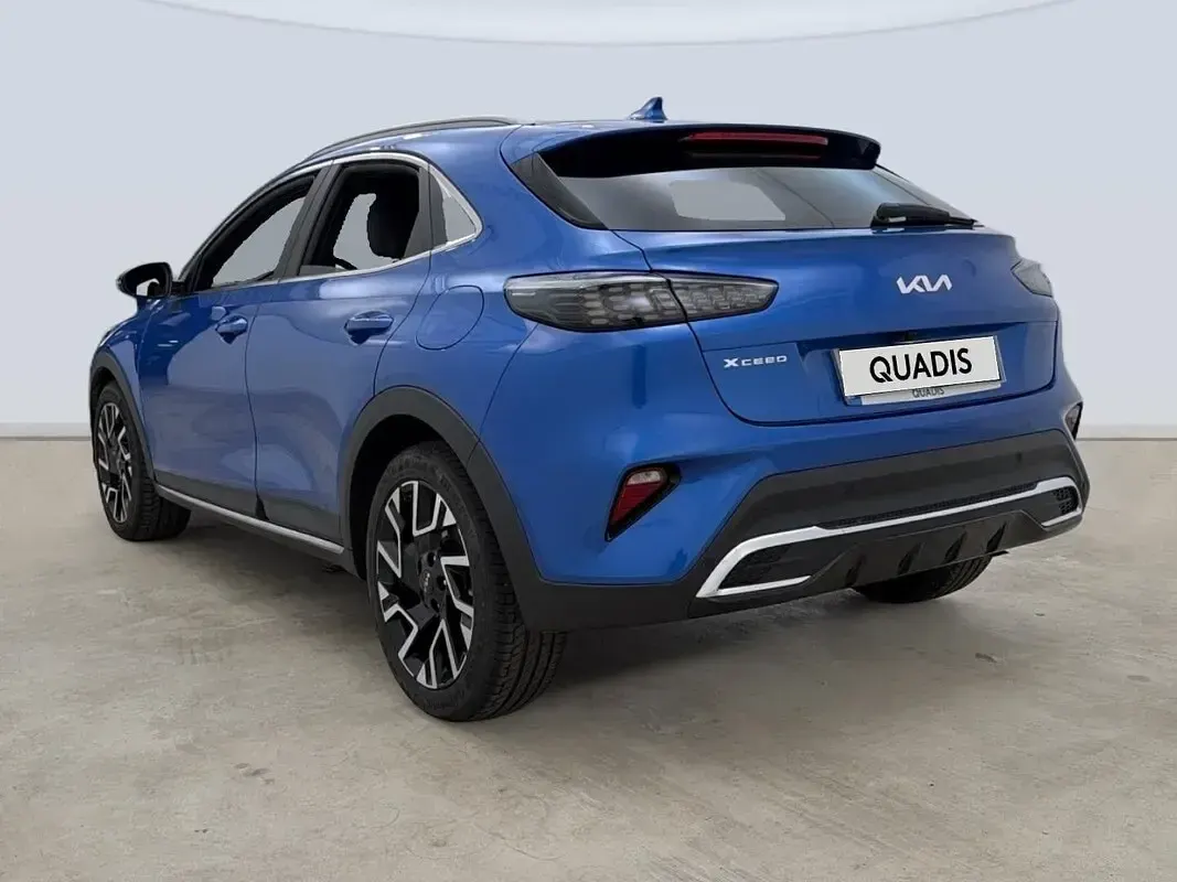 Usado Kia XCeed Style 150 CV (110 kW) 2025 Azul SUV