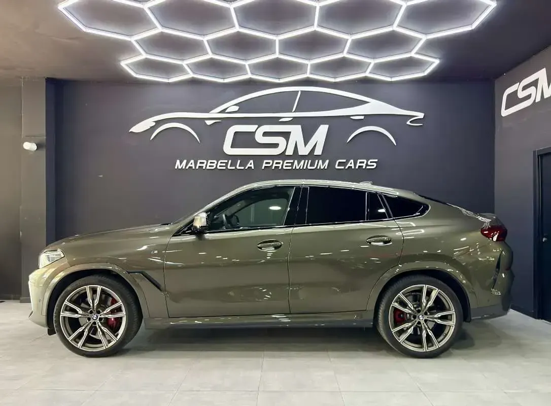 Usado BMW X6 M Comfort Edition 400 CV (294 kW) 2021 Plateado SUV